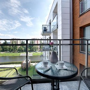 Live & Travel Apartments Number 1
